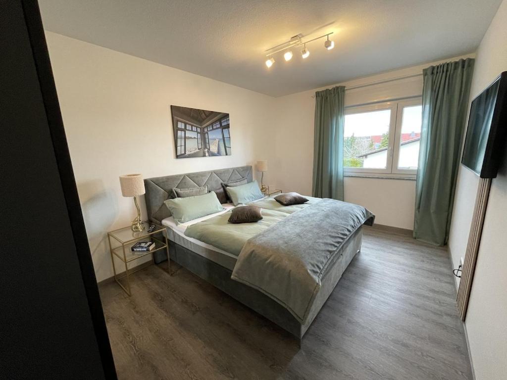 Exklusive Wohnung Zentral Mit Grossem Balkon Losheim am See Exterior foto